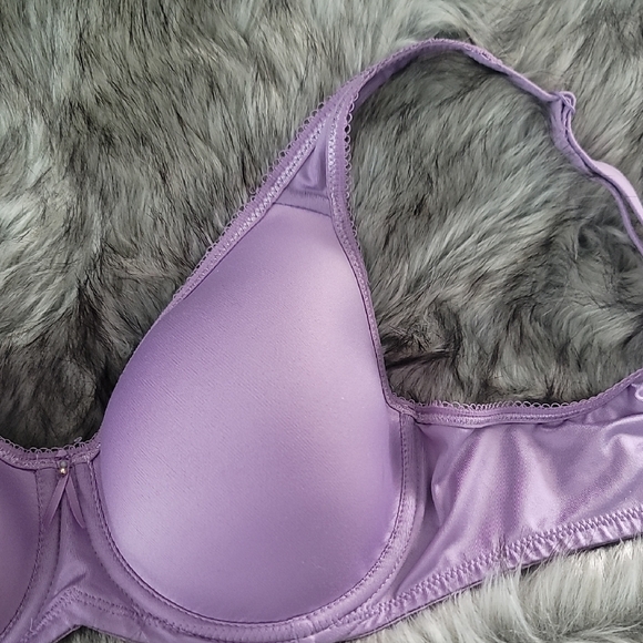 Wacoal Lilac Full-Coverage Bra - Picture 10 of 11